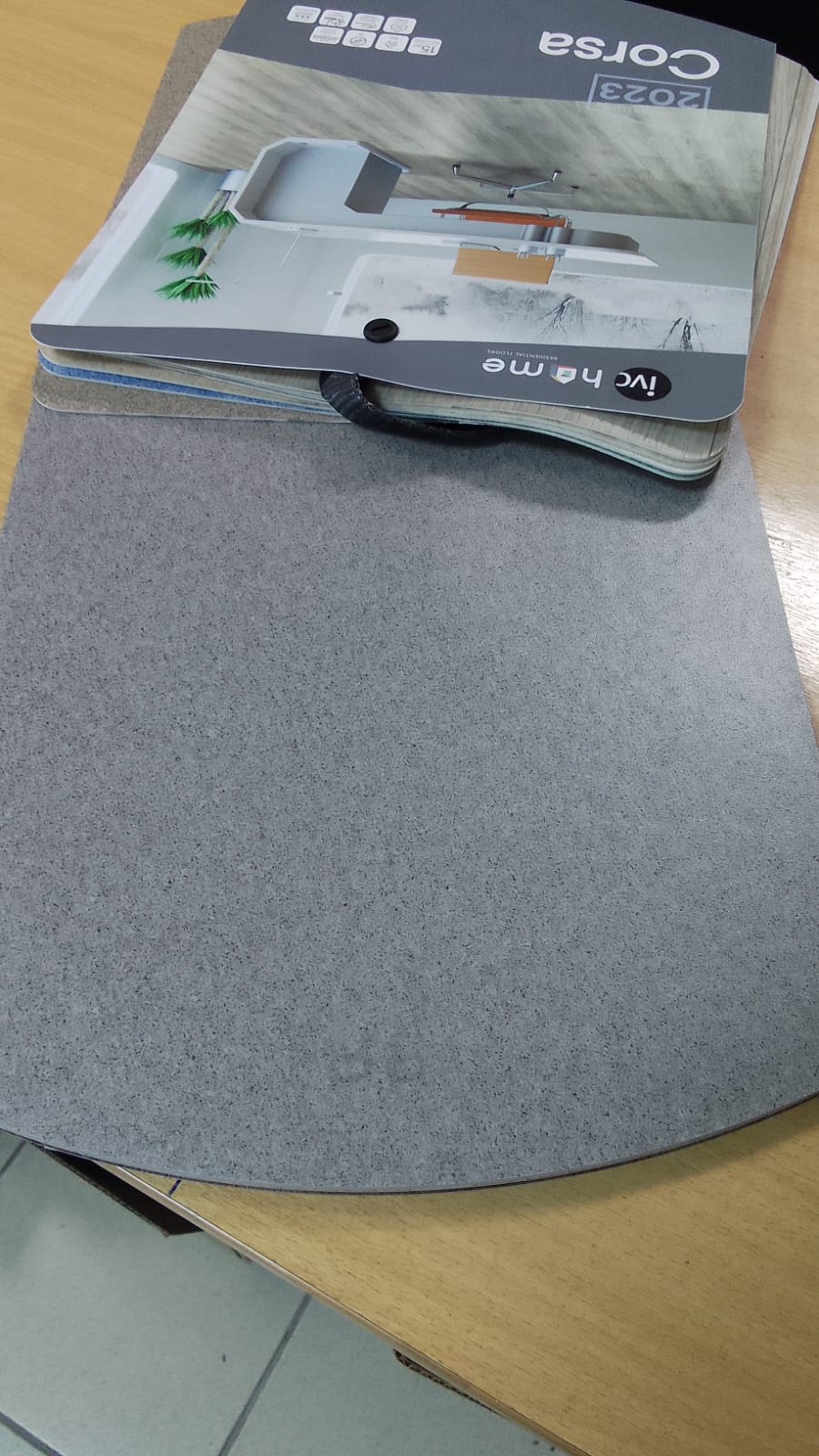 Линолеум полукоммерческий "IVC" Corsa Marras T96 (3м) — купить в Нефтеюганске